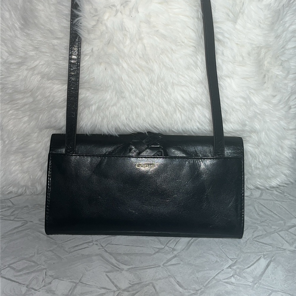Lodi’s leather crossbody RDIF wallet with leather braid detail NWOT - Picture 4 of 10